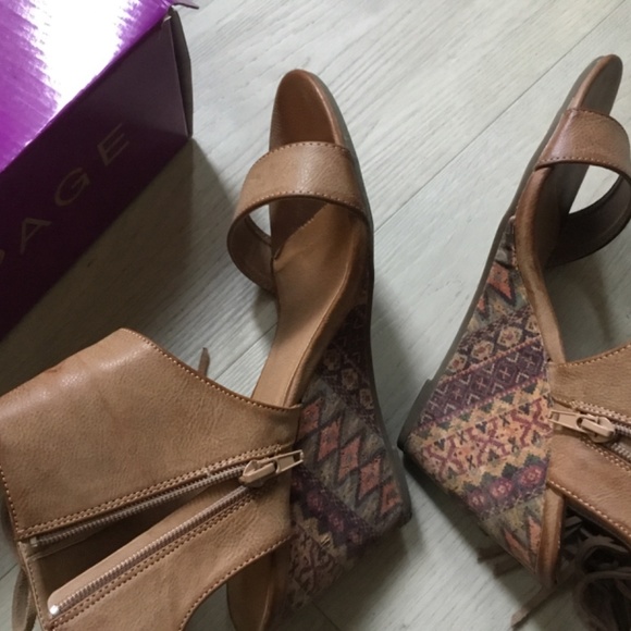 Rampage, size 8.5, tan sandals - Picture 5 of 6